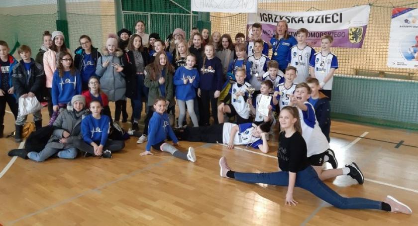 Uczniowie chwaszczyńskiej szkoły z medalami mistrzostw województwa pomorskiego