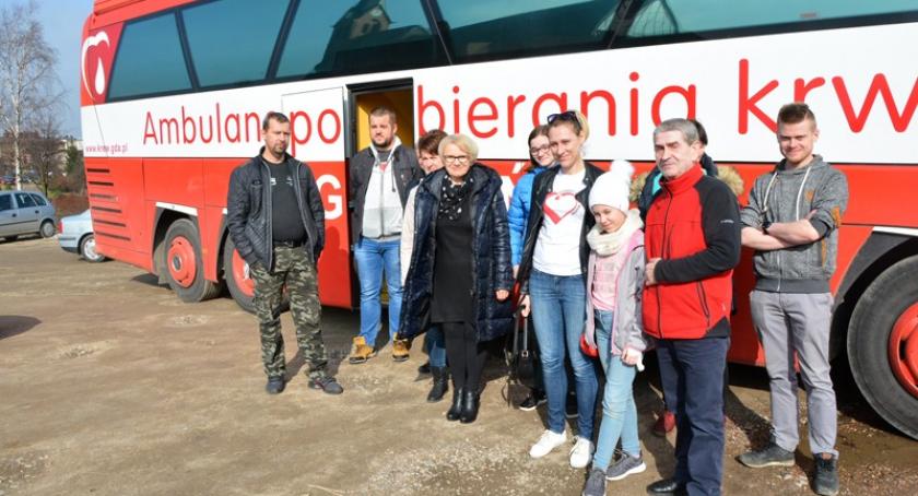 Sierakowice. Dzielili się płynem ratującym życie