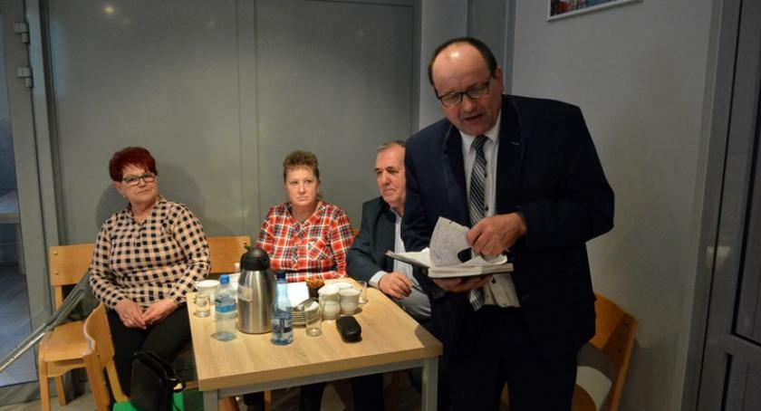 W Sulęczynie będzie fundusz sołecki. Wójt: dla gminy jest to kilometr drogi mniej