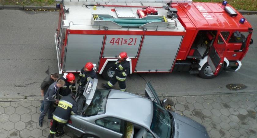 Kartuzy. Pożar BMW