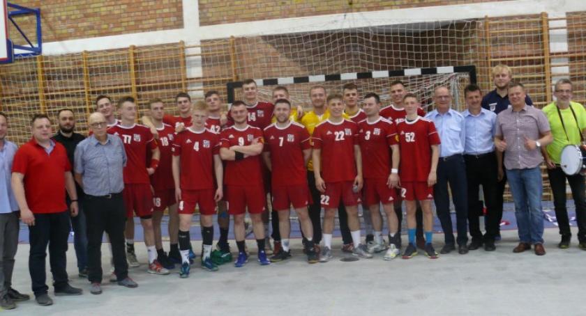W ostatnim meczu sezonu piłkarze ręczni SPR GKS Żukowo pokonali Sokoła z Kościerzyny