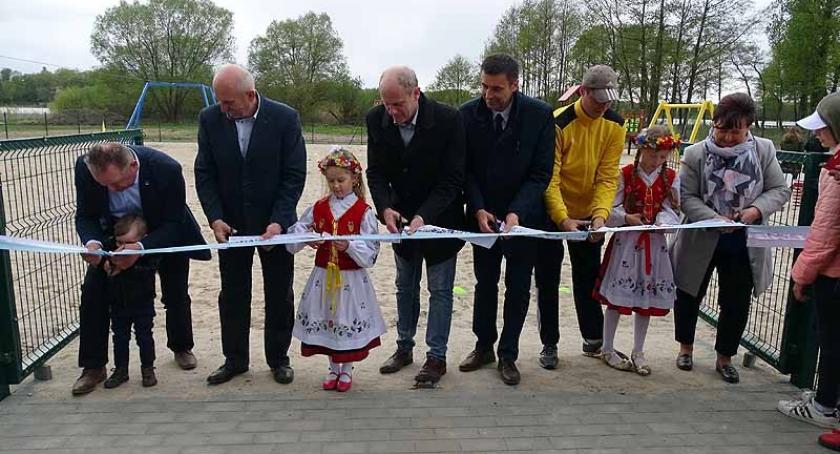Tuchom. Uroczyste otwarcie placu zabaw