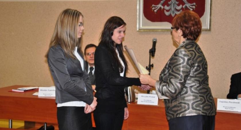 Stypendnia starosty dla studentów