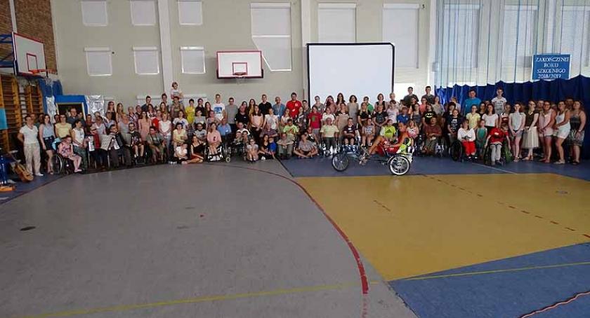 Żukowo. Piknik dla Niepełnosprawnych z modlitwą, katechezą i koncertem Ireny Santor