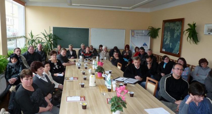 Kartuzy. Spór między kupcami narasta 