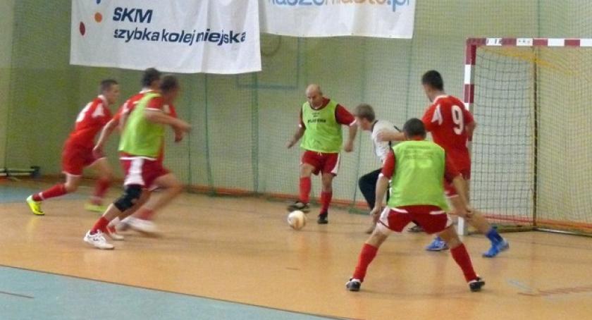 Tombud pierwszym liderem KHLPN