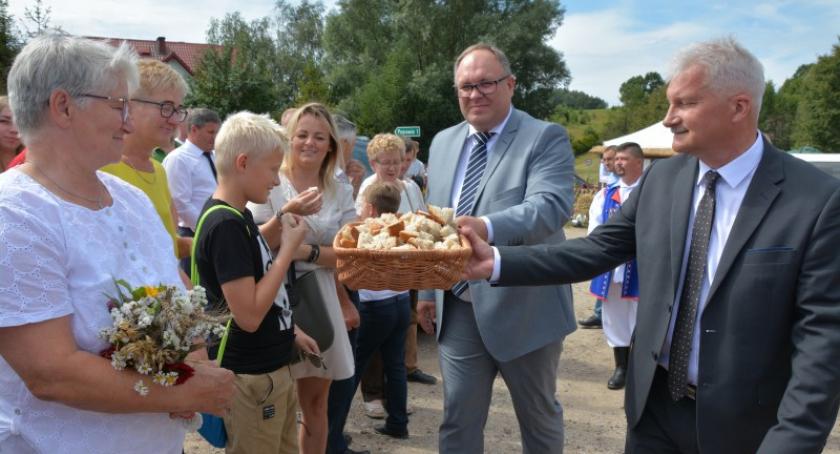 Rolnicy z gminy Stężyca dziękują za tegoroczne plony