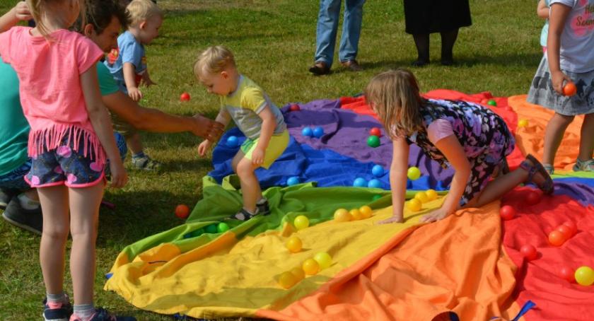 Piknik z Ekonomią Społeczną z oddaniem do użytku sprzętu wodnego