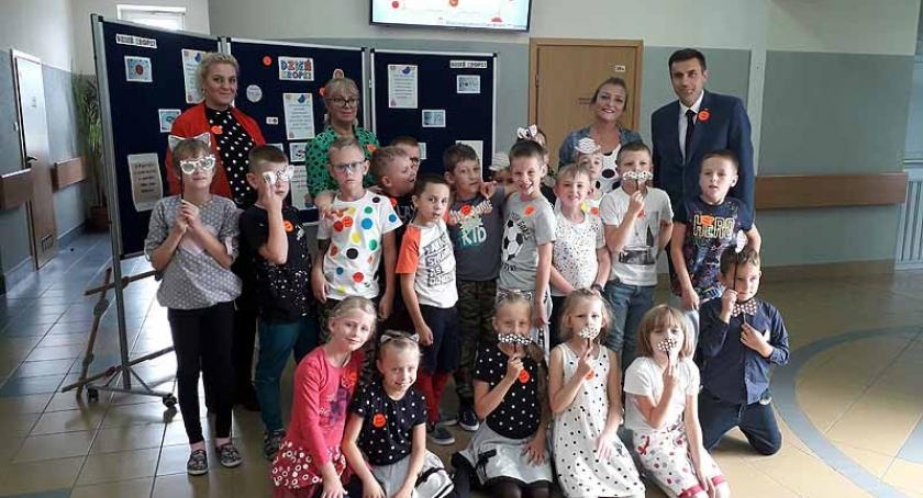 W żukowskiej podstawówce obchodzono Dzień Kropki