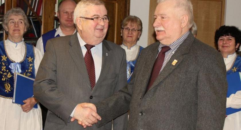 Władze Żukowa na opłatku u Lecha Wałęsy