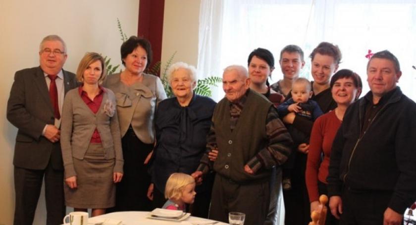 Przyjaźń. 65 lat temu stanęli na ślubnym kobiercu
