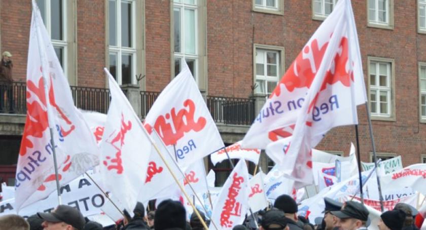 Protest strażaków przeniósł się do Gdańska (zdjęcia)