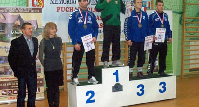 Falstart zapaśników - Edo przegrał w Pucharze Polski
