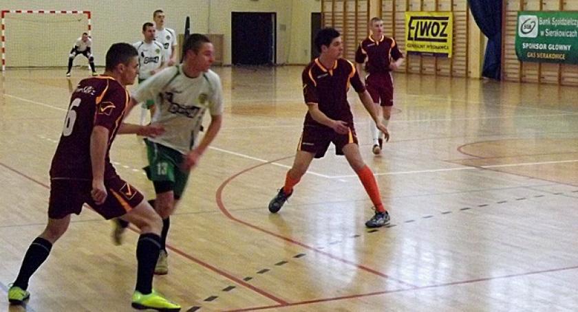 Ligi halowe na finiszu