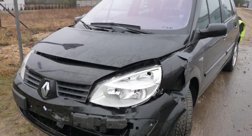 Borkowo. Zderzenie audi z renaultem