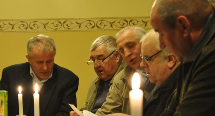 Młodzi zachwyceni Pustą Nocą. Śpiewane rekolekcje