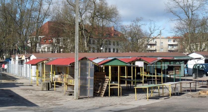 Kartuzy. Kupiecka wojna o targowisko trwa