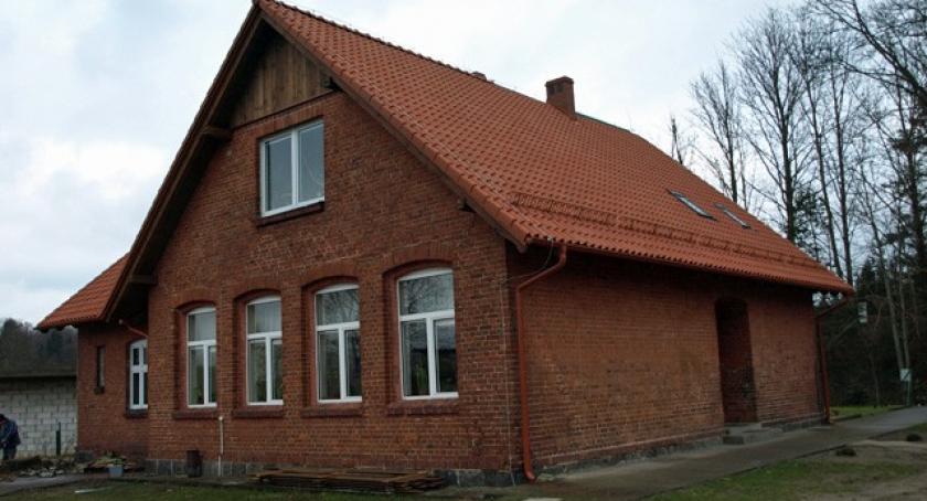 Ostrzyce. Trwa remont budynku CIS