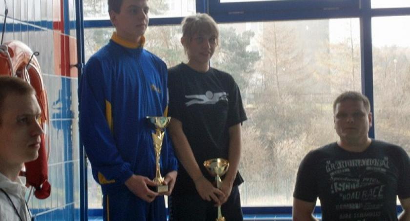 Pływanie. Skierka najlepszy w lidze juniorów