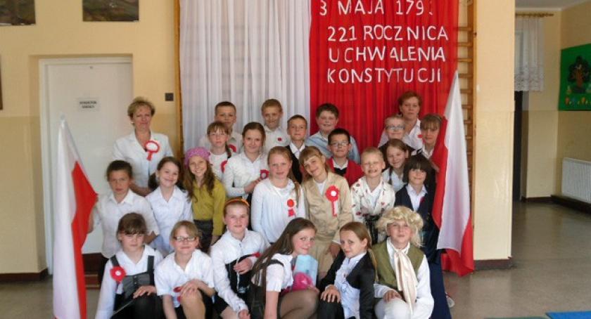 Majowe uroczystości w Kożyczkowie, Stężycy i Żukowie