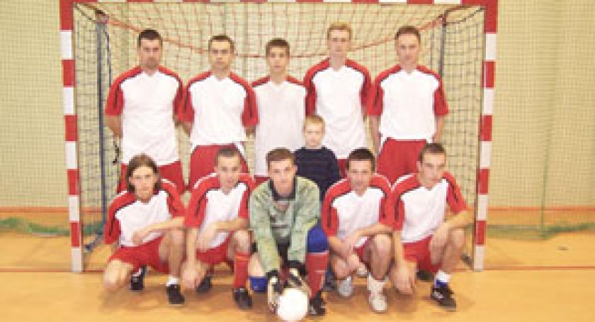 Bez niespodzianek w Kartuskiej Halowej Lidze Piłki Nożnej