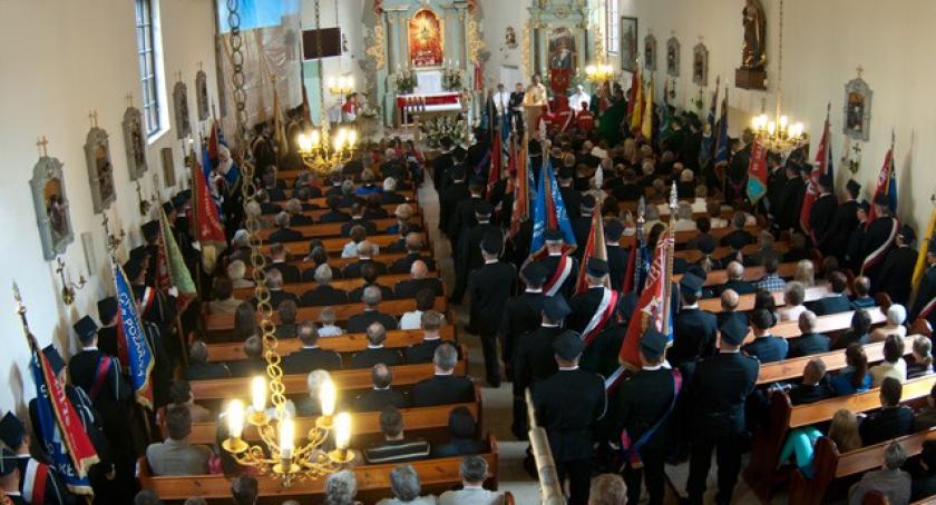 Strażacy pielgrzymowali do Królowej Kaszub