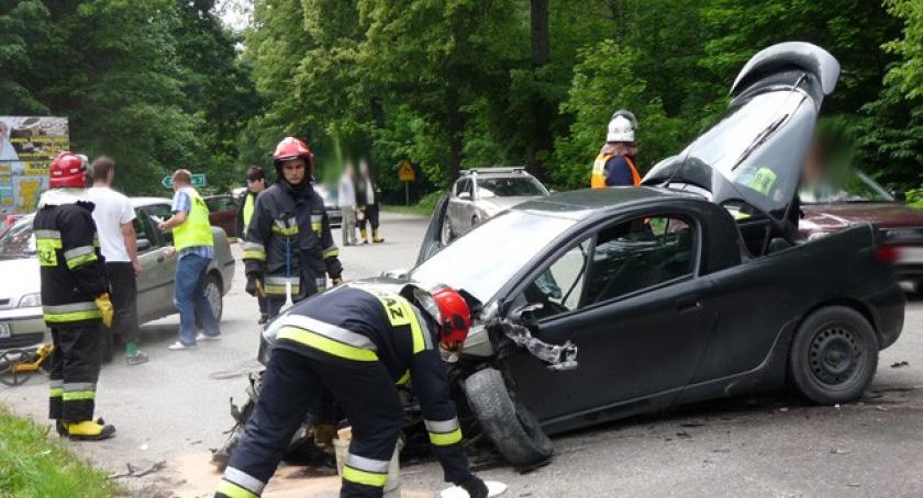 Przewóz. Zderzenie tigry z motocyklem - jedna osoba ranna