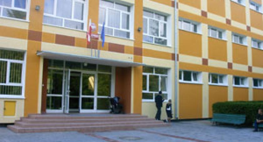 Nowy wizerunek Szkoły Podstawowej nr 2 w Kartuzach