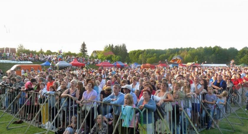 Weekend pod znakiem festynów, biesiad i pikników
