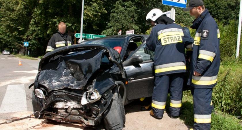 Pępowo. Czołowe zderzenie. Cztery osoby w szpitalu