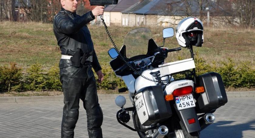 Policja kontrolowała prędkość - jeździmy za szybko!