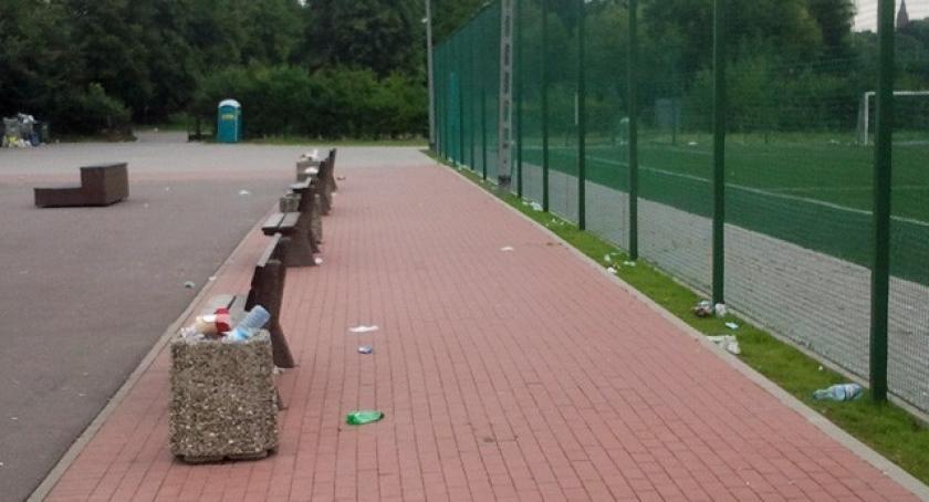 Kartuzy. W Skate Parku już czysto, ale...