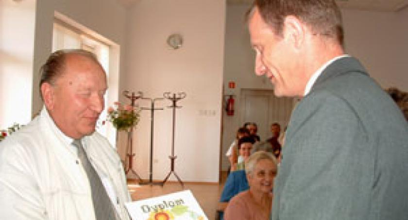 11 edycja konkursu  „Piękna Wieś 2004