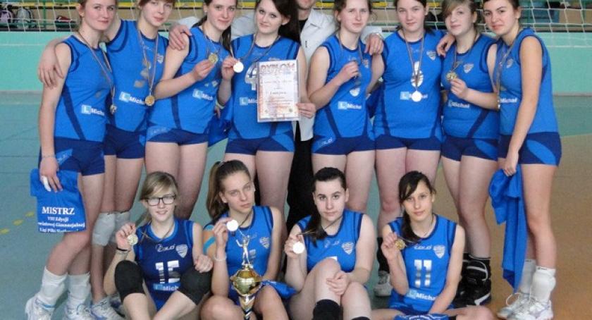 Zwycięski start Troyana