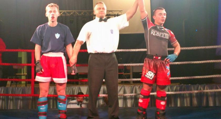 Grad medali kickboxerów z Kartuz. Ogólnopolski sukces 