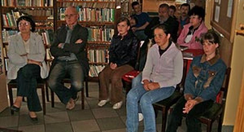 Spotkanie z pisarzem w Niestępowie
