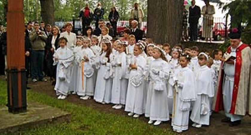 Przyjęcie do I Komuni Świętej w Niestępowie