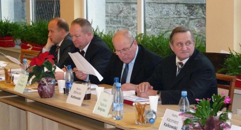 Kartuzy. Radni mało wiedzą, bo... nie pytają