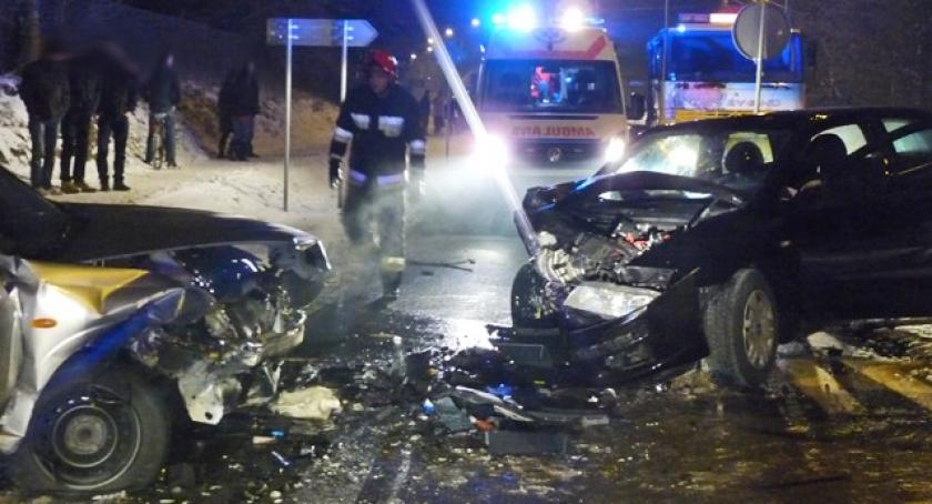Wypadek w Borowie, dachowanie w Kaliskach
