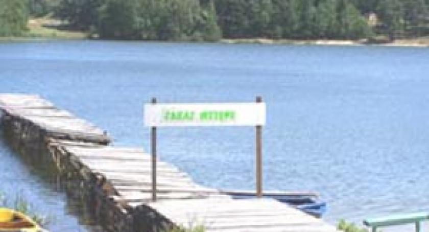 Od lat te same plaże brudne! Sanepid nie badał wody...