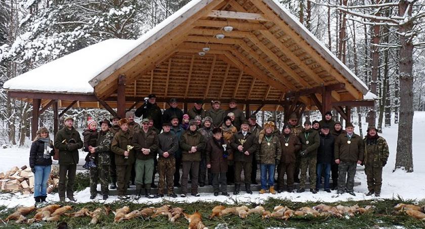 Powiat. Wspólnie polowali na szkodniki łowieckie