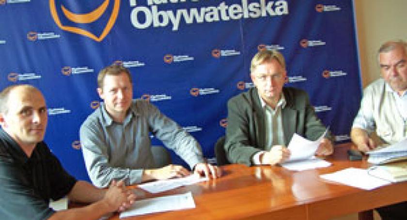 Oświadczenie kartuskiego koła PO. Nikt nie odchodzi z partii...