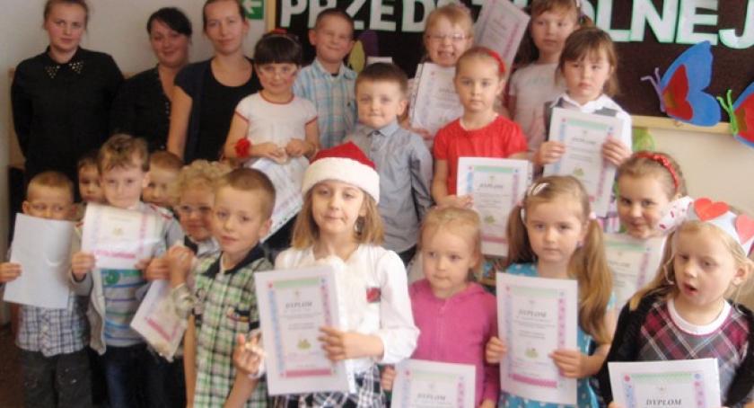 Węsiory. Najmłodsi śpiewali piosenki