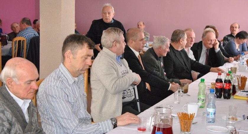 Nowa partia zrzesza członków