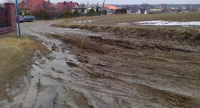 Powiat. Opłakany stan dróg. Kolejne zdjęcia