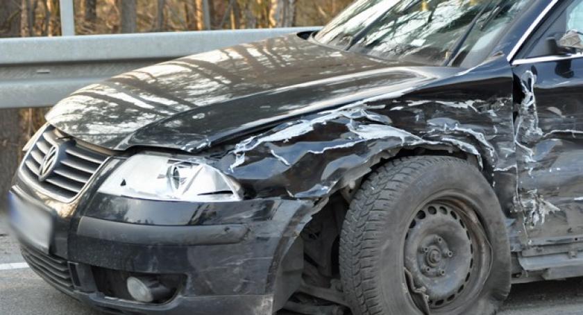 Glincz. Zderzenie dwóch VW Passatów