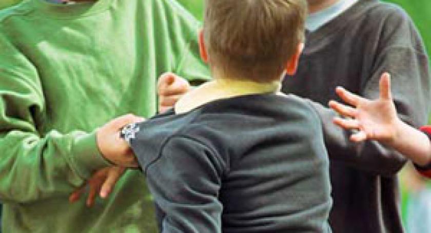 Nastolatkowie biją! Fala przemocy w kartuskich szkołach?