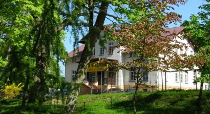 Pępowo walczy o boisko - możesz pomóc