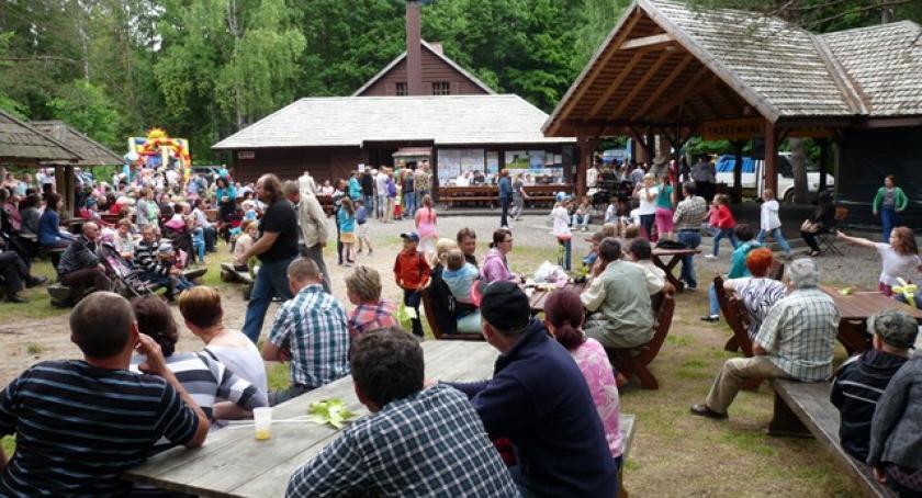 Mirachowo. Piknik na trzeźwo, wesoło i po kaszubsku