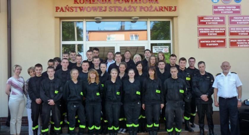 Somonino. Klasa II pożarniczego LO ze stopniem szeregowych